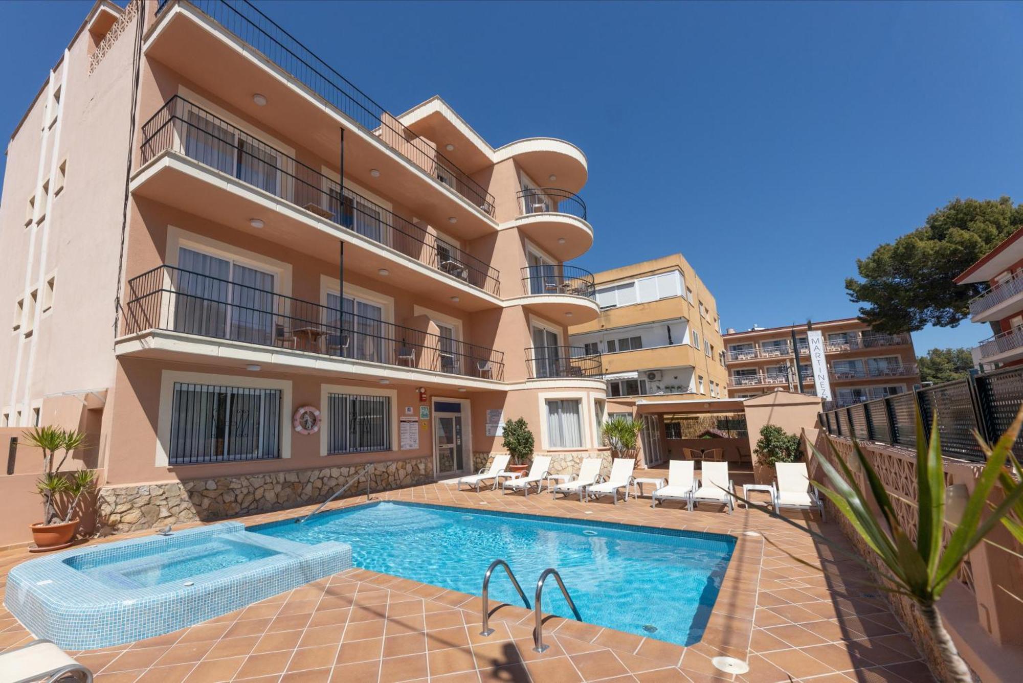 Martinez Apartments Palma Nova  Exterior photo