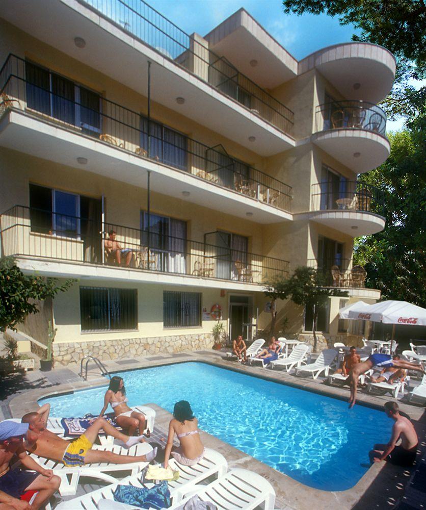 Martinez Apartments Palma Nova  Exterior photo